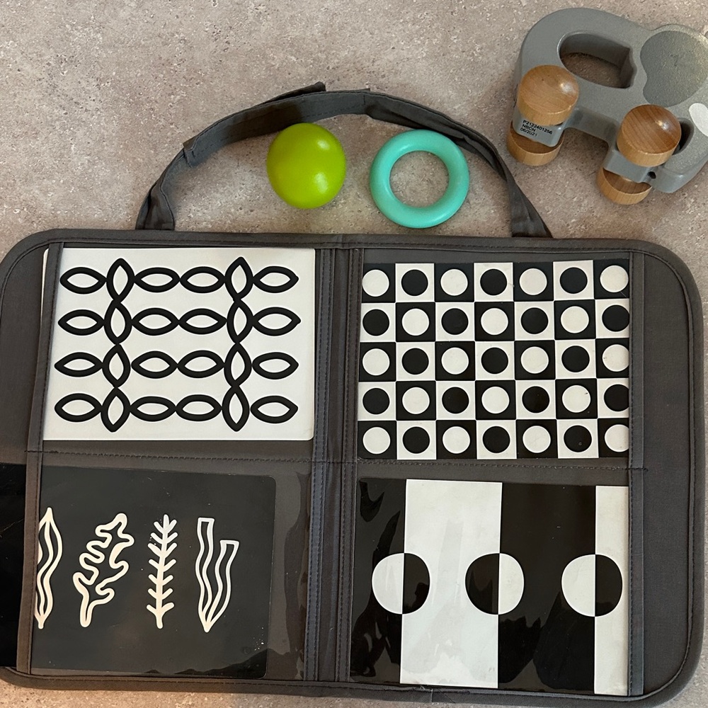 Black and White Baby Activity Car Mat
